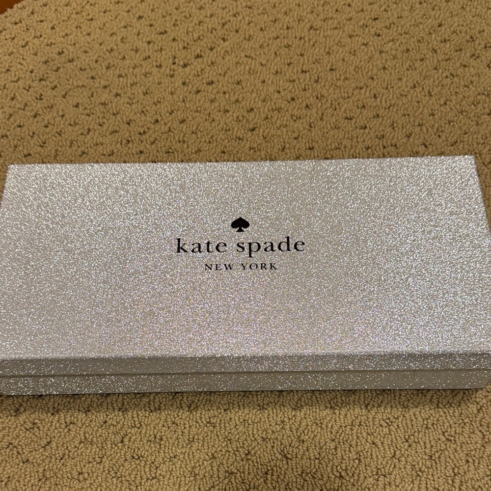 Kate Spade crossbody set. NWT